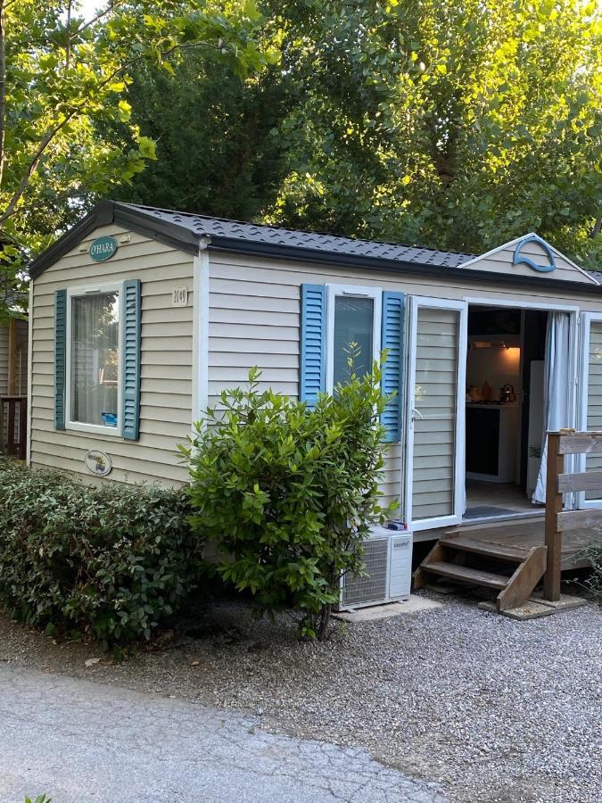 Holiday Prairies Mobile Home Grimaud Esterno foto