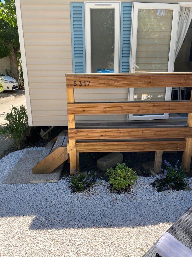 Holiday Prairies Mobile Home Grimaud Esterno foto